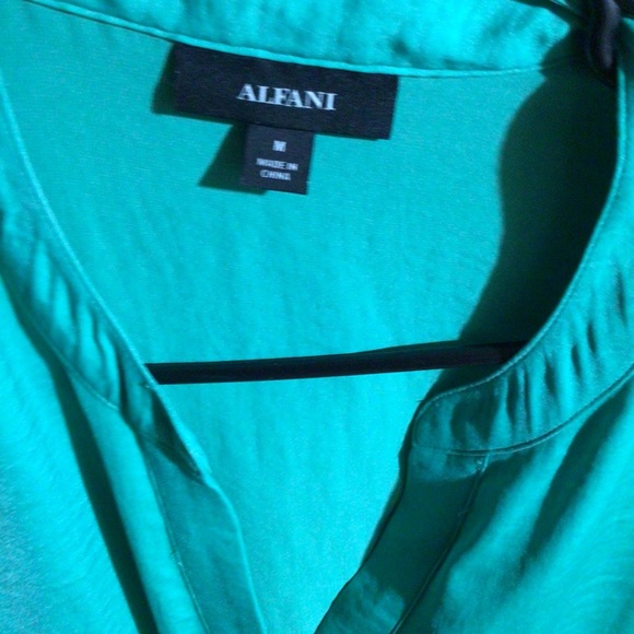 Blue blouse - Picture 4 of 5